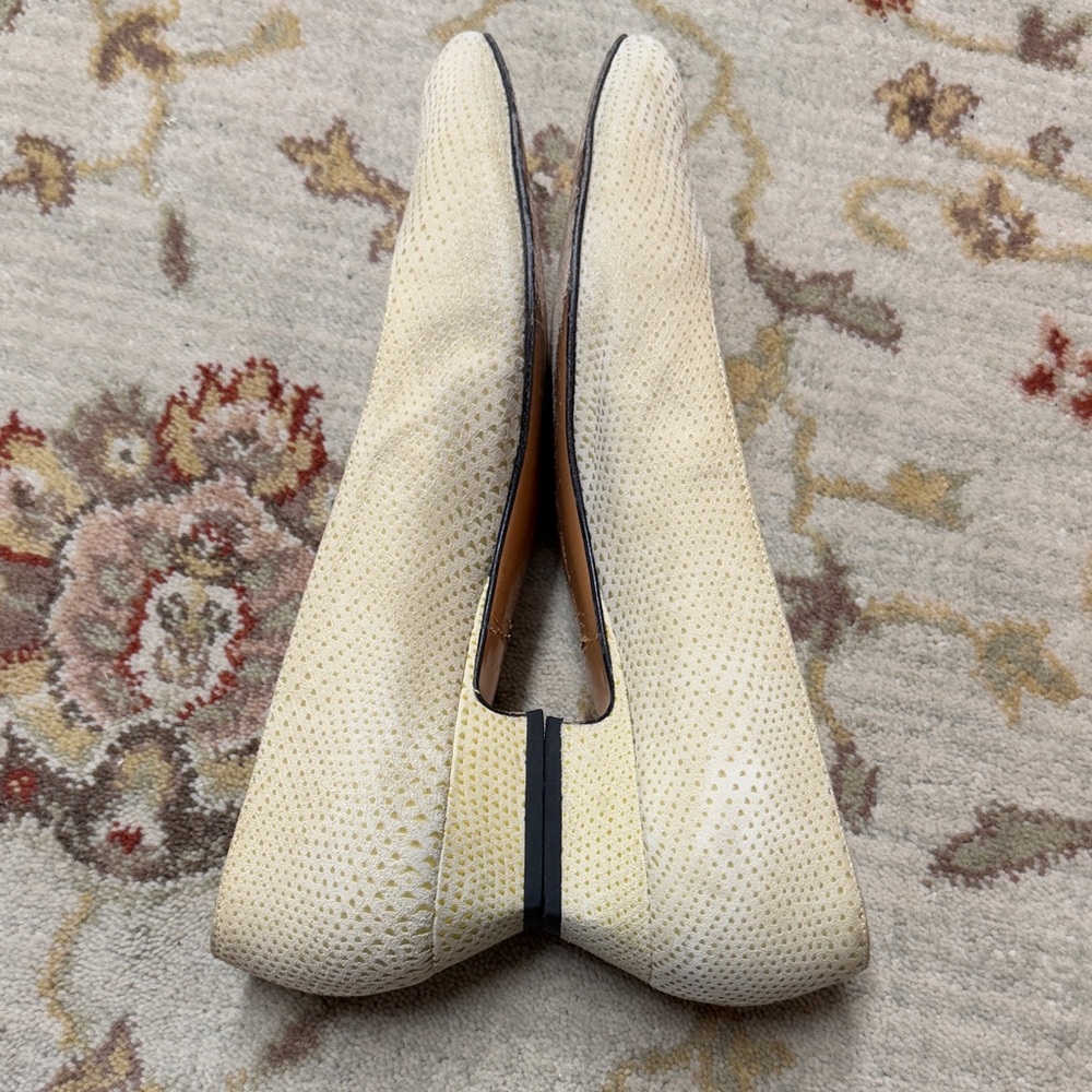 Salvatore Ferragamo Glass style shoe - Picture 6 of 10
